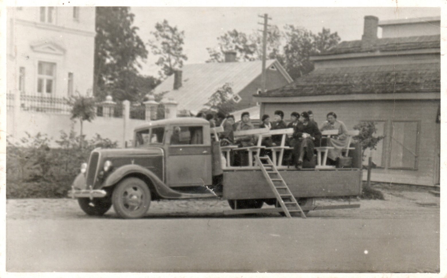 lot picture