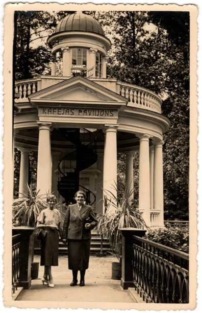 lot picture