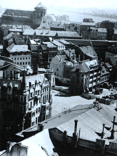 lot picture